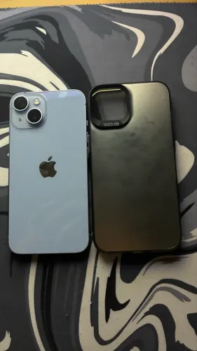 iPhone 14 azul