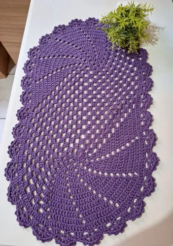 Tapete em crochê - roxo
