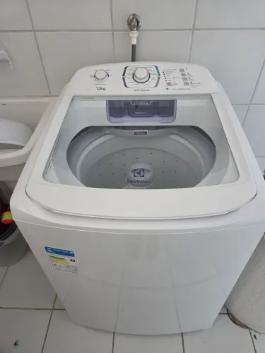 Máquina de Lavar Eletrolux 13kg Usada