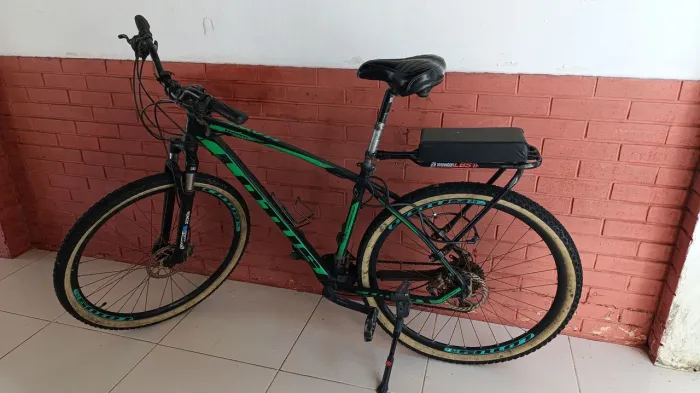 Bicicleta lótus hawk aro 29 27 marchas com garupa 