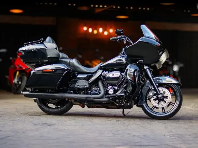 HARLEY-DAVIDSON ROAD GLIDE LIMITED FLTRK