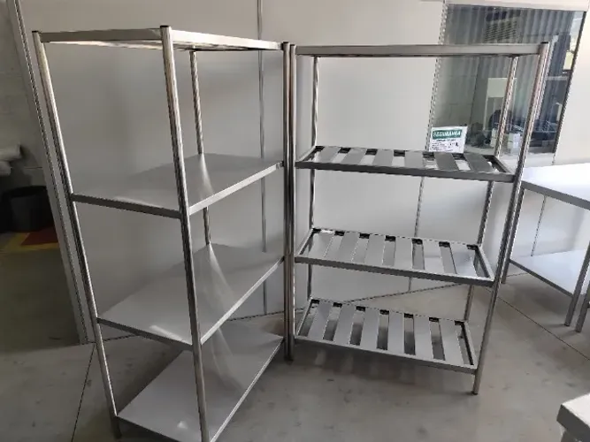 Estante inox 4 prateleiras 1,10×0,50×1,80 m
