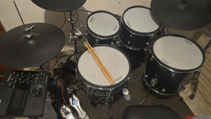 Bateria Eletrônica Bateria Roland VAD 507 MÓDULO TD-27  V-DRUMS po