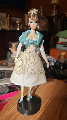 Barbie Silkstone Fashion Model Party Dress - sem caixa