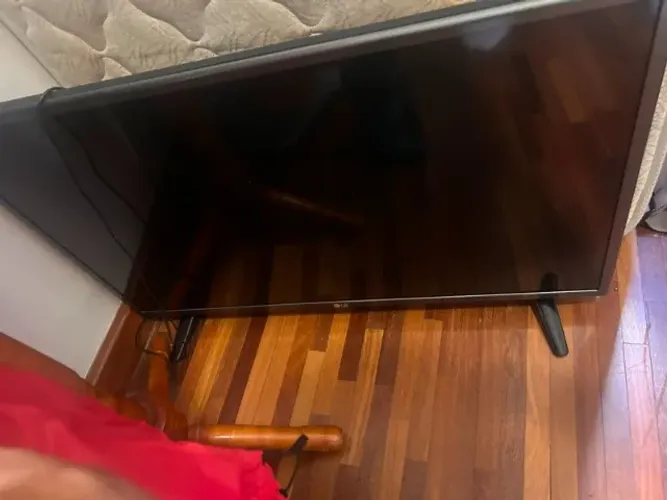 TV LG 32 Polegadas (Não é Smart)