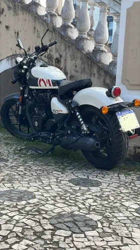 Royal Enfield Shotgun 650