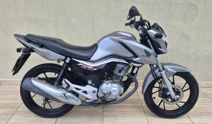 Honda CG 160 Fan Flex 2023 com apenas 11900km, única dona!