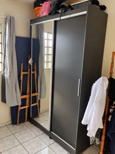Guarda Roupa Usado, em ótimo estado.