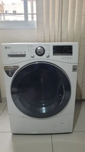 Máquina lava e seca LG