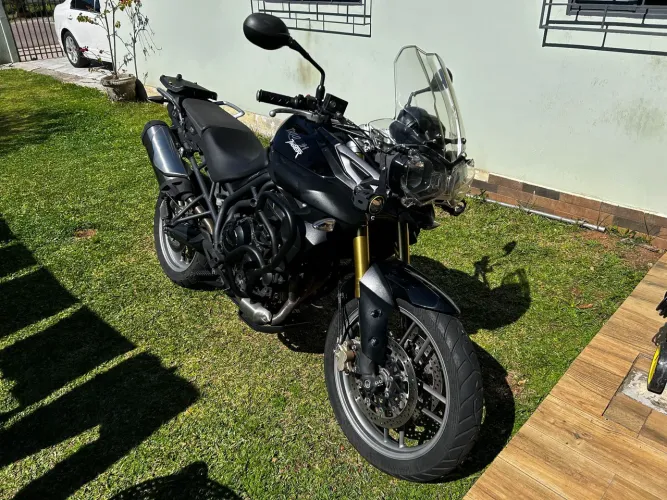 Triumph Tiger 800