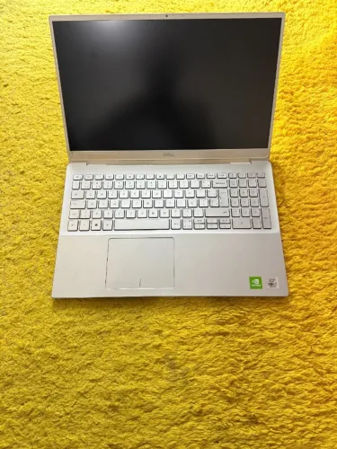 NOTEBOOK DELL 5590