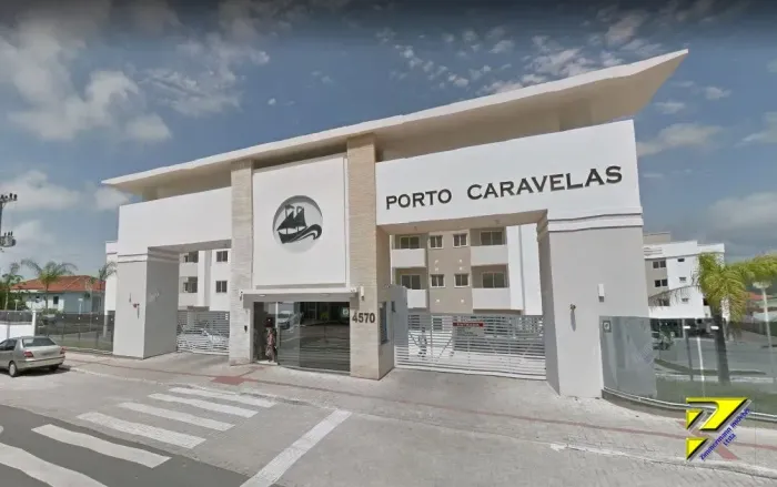 Apartamento com 2 quartos para locação no Porto Caravelas