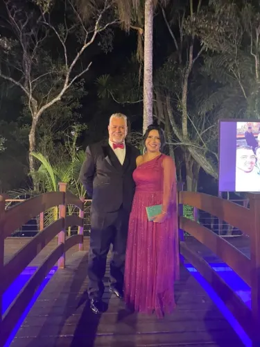 Vestido tule fuscia