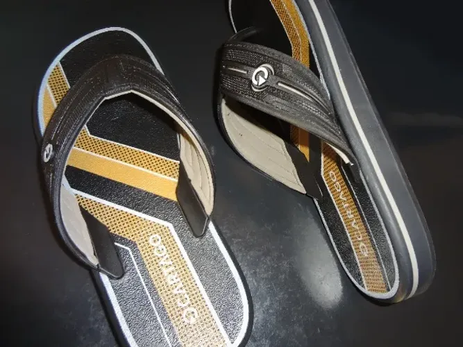 Chinelo Cartago (Nº38)