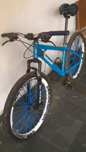 BIKE TOP