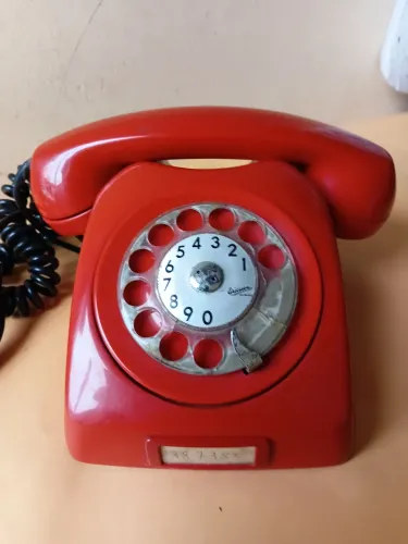 Telefone antigo