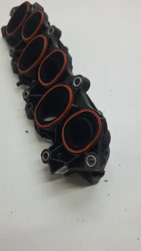 Entrada Duto Coletor Vw Amarok Highiline 3.0 V6 2020 / 2021