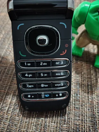 Telefone celular 