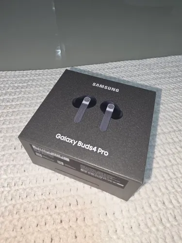Galaxy buds4 pro