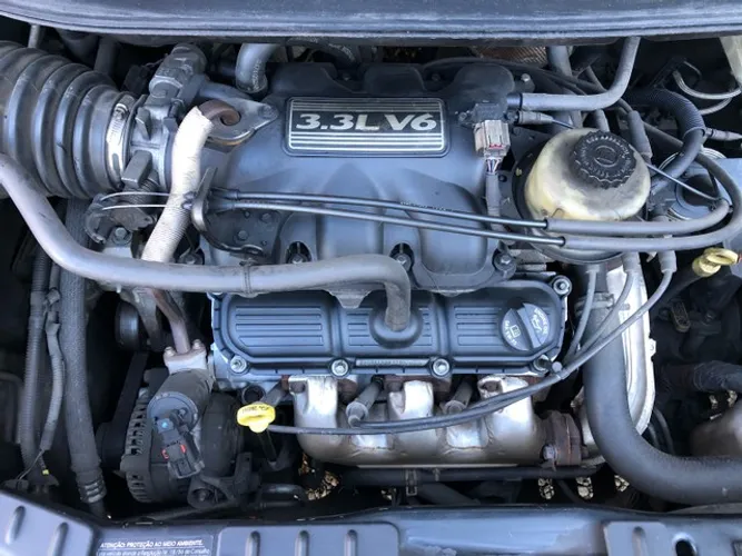 Motor parcial gran caravan 3.3 2008 original 