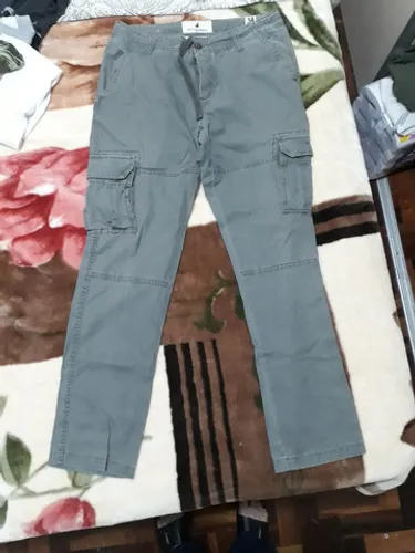 Calça Cargo usada