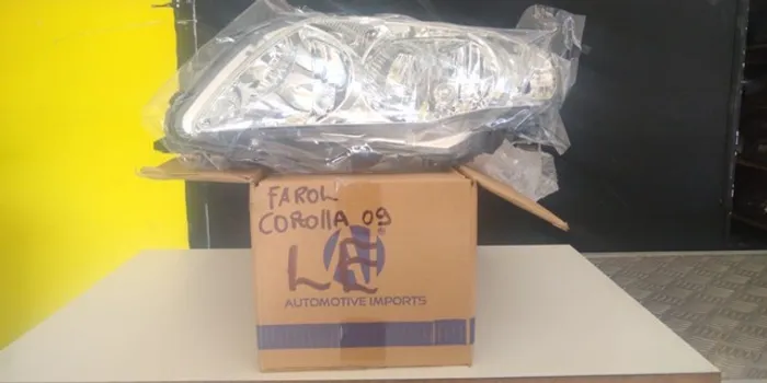 Farol corolla 2009