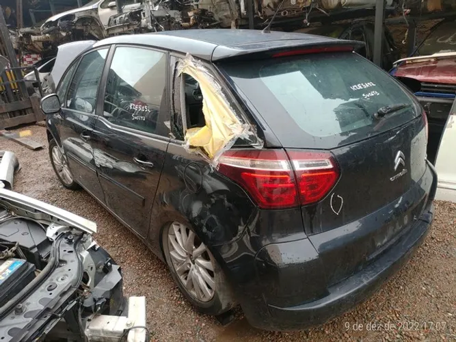 Citroen C4 Picasso sucata em peças