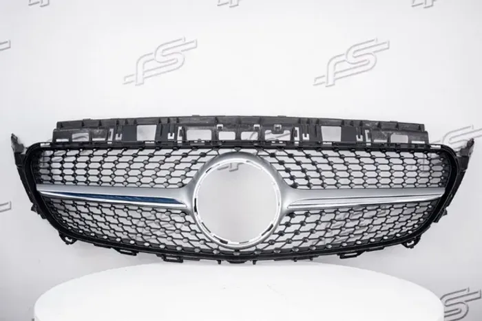 Grade Original para Mercedes Classe E 2016+ (W213) 
