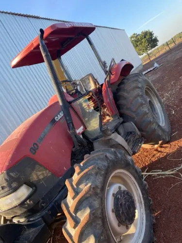 Case Farmall 80