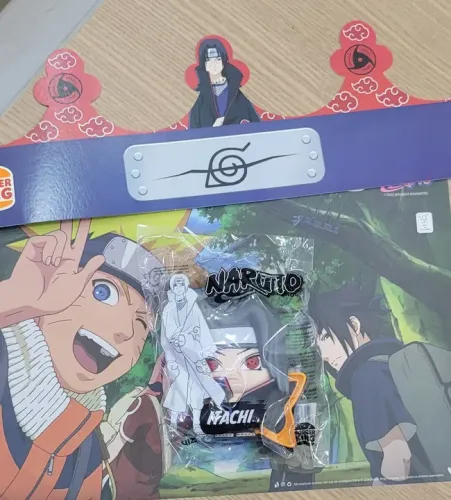 Itachi + Coroa Burguer king 2024
