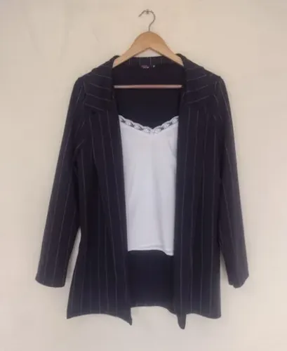 Blazer  Marisa 1 camiseta CeA de brinde