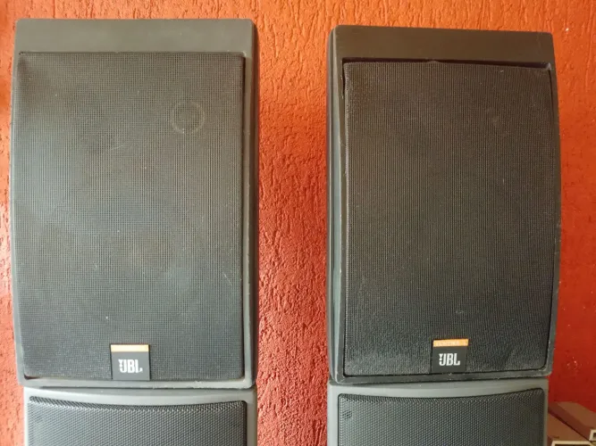 Caixas de Som JBL Usadas