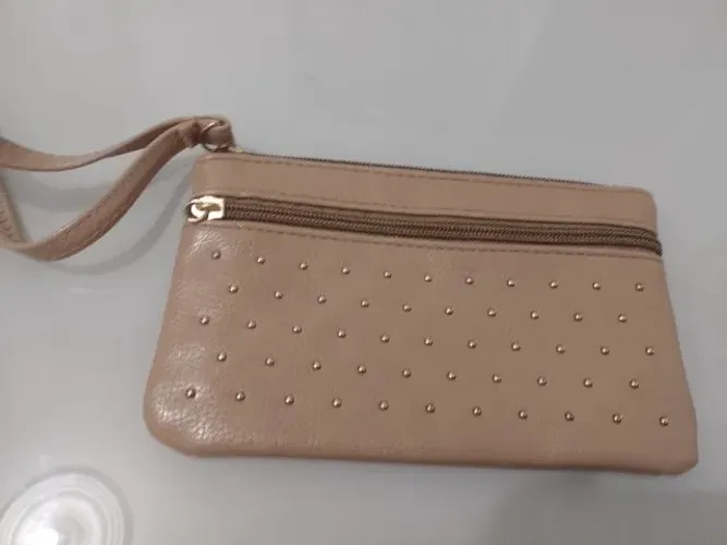 carteira de mão em courino