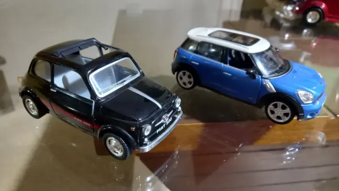 Fiat 500 + Mini Cooper 1:32 de metal