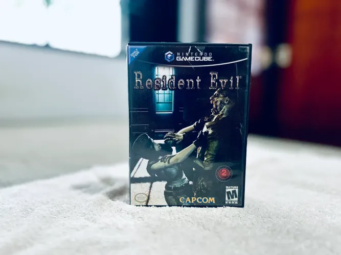 Resident Evil 1 Remake - Versão americana com encarte e manual.