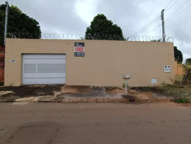 Casa com 3 dormitórios à venda, 180 m² - Jardim Real - Goiânia/GO