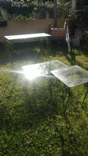 Conjunto de mesas em ferro com tampo de vidro 3 mesas