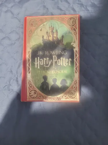 Livro Harry Potter e a Pedra Filosofal Edição Minalima