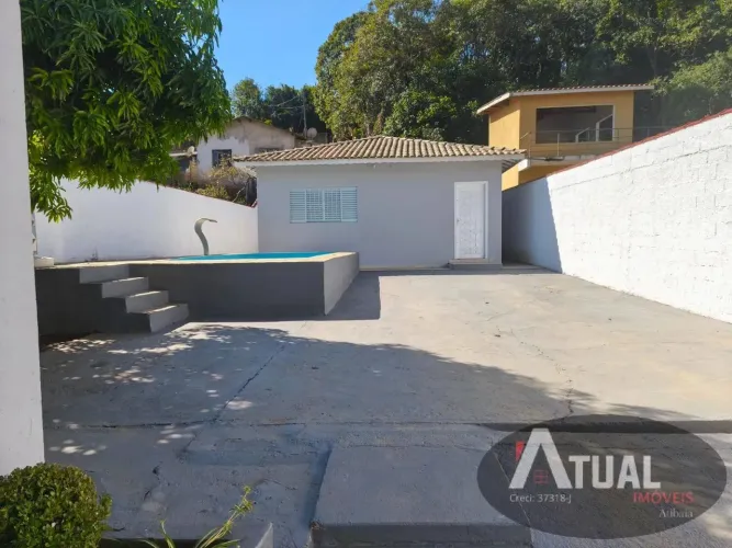 Casa com 2 dormitórios e piscina Mairiporã só 30 minutos de São Paulo