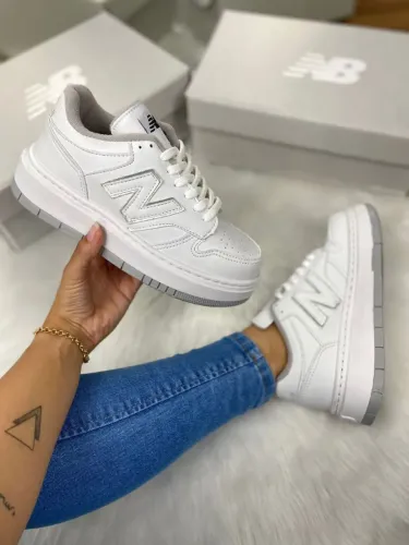 Tênis feminino no tamanho 34 35 36 37 38 39 