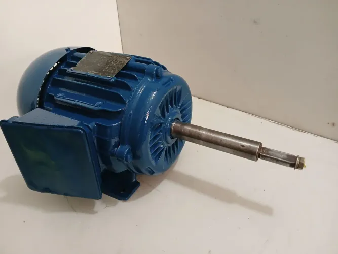Motor elétrico weg Trifásico 1,5 cv 6 pólos 