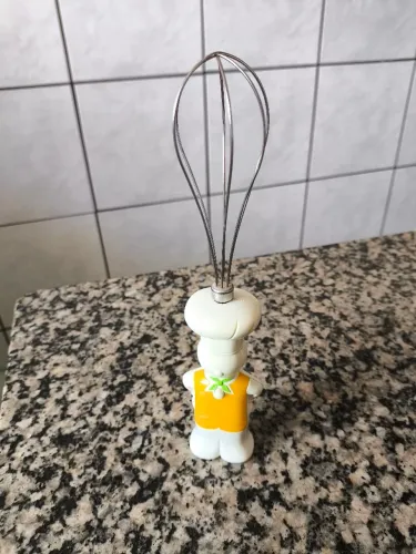 Mixer portátil à pilhas AA