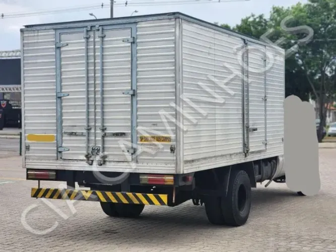 BAU REFRIGERADO ANO 2000 PARA 0°