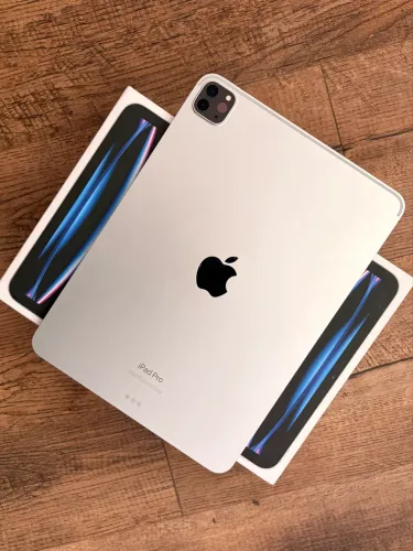 iPad Pro M1 256GB  - em até 12x 