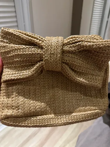 Bolsa de mão de palha