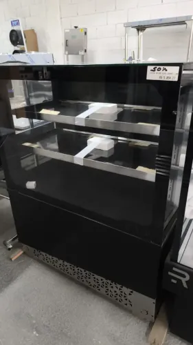 Vitrine Natural Black Gourmet 1m semi-novo (IRIS)