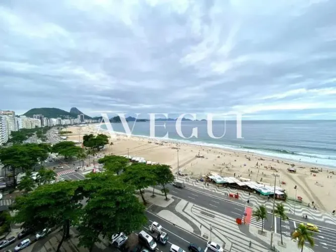 Apartamento : / Residencial / Copacabana