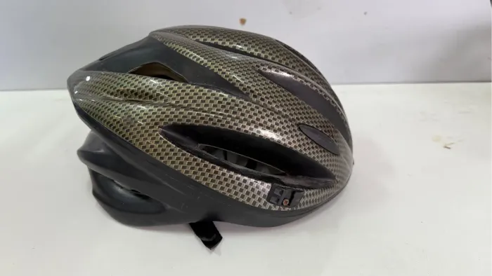 Capacete ciclismo usado 