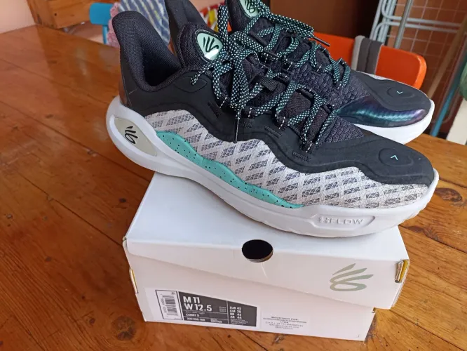 Tênis Under Armour Curry 11 com nota fiscal