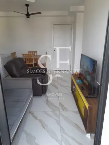 São Cristóvão - Rua Euclides da Cunha - 2 quartos sendo 1 suíte, 1 sala, varanda e 1 vaga.